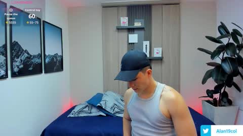 Alan  Kevin can we reach 100 thumbs up please guys  online show from March 7, 7:00 pm