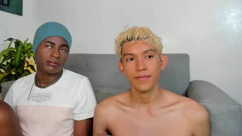 Alan and Criss - WE JUST FRIENDS WITH BENEFITS BOTH VERS online show from December 5, 8:55 pm