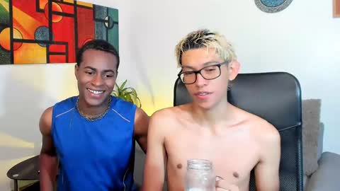 Alan and Criss - WE JUST FRIENDS WITH BENEFITS BOTH VERS online show from January 10, 12:27 am