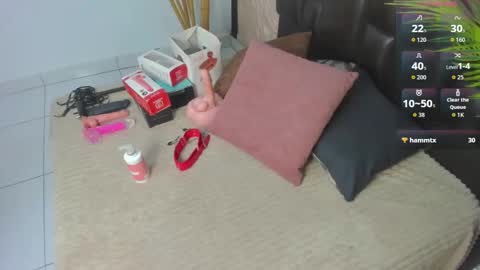 Snapshot of alana_bonny chatting on September 16, 12:06 pm Alana online show from September 16, 12:06 pm