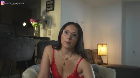 Alana Gasparini online show from November 2, 1:52 am