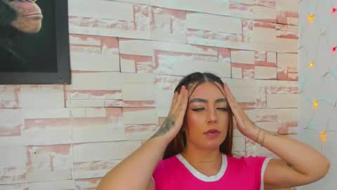 Snapshot of alana_gray3 chatting on February 24, 5:11 am alana_gray3 online show from February 24, 5:11 am