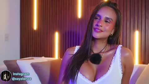 Alana online show from April 21, 3:35 am