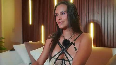 Alana online show from June 1, 4:47 am
