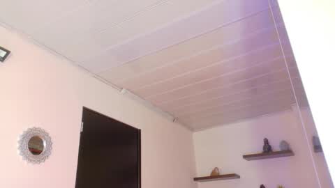 Maeve  online show from December 18, 11:27 am