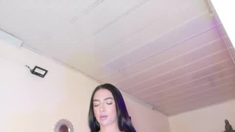 Maeve  online show from January 6, 11:36 am