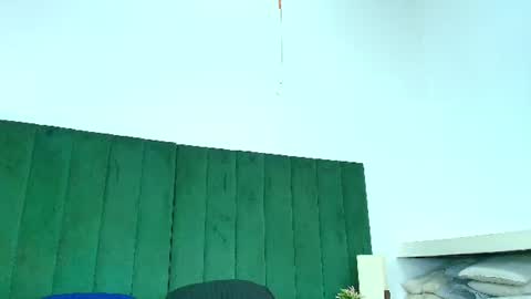 ALANA PETITE online show from June 27, 12:59 am
