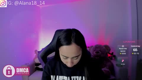 alana_pherson online show from November 4, 12:10 am