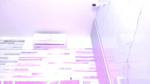 Alana online show from November 18, 6:34 pm