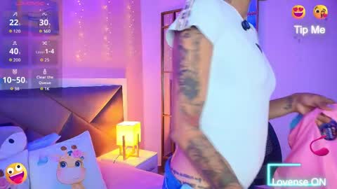 Alana  online show from April 16, 7:36 pm