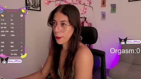 Snapshot of alana_willians chatting on February 25, 12:26 pm alana online show from February 25, 12:26 pm