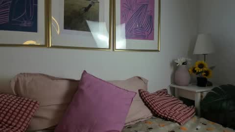 Snapshot of alanaa_rosse chatting on February 21, 11:44 am ALANA online show from February 21, 11:44 am