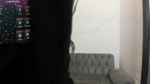 alanabelucci online show from April 14, 12:33 pm