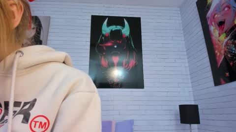 ALANA  online show from February 16, 9:00 pm