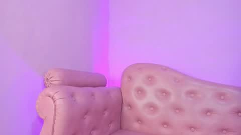 alanapetterson online show from September 24, 5:49 pm