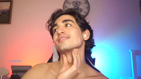 idenavarre online show from February 28, 10:06 pm