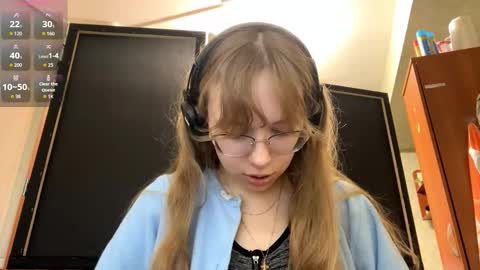 Stella online show from September 8, 5:56 pm