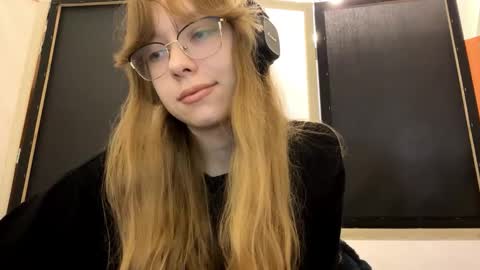 Stella online show from October 20, 11:32 am