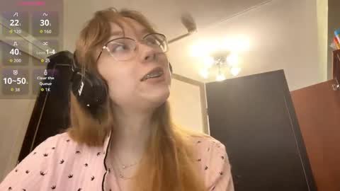 Stella online show from October 24, 8:33 am