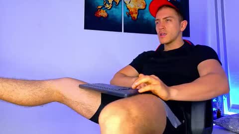 Alan Ferrer online show from December 17, 10:32 am