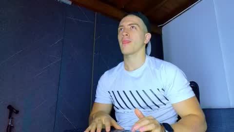 Alan Ferrer online show from February 5, 10:09 am