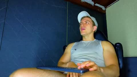 Alan Ferrer online show from April 13, 10:10 am