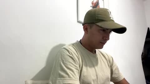 alanj998 online show from September 29, 11:37 am