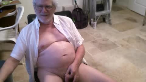 Alanlee10allen online show from April 15, 9:48 pm