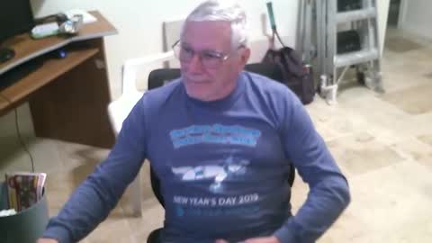 Snapshot of alanlee10allen chatting on April 21, 1:39 pm Alanlee10allen online show from April 21, 1:39 pm