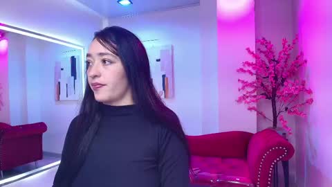 Alanna  online show from April 17, 4:04 am