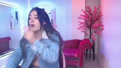 Alanna  online show from April 24, 4:26 am