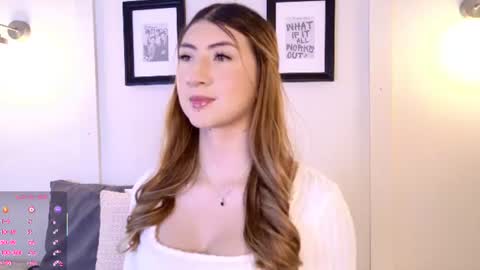 Snapshot of alanna_dh chatting on June 24, 7:13 pm Alanna online show from June 24, 7:13 pm