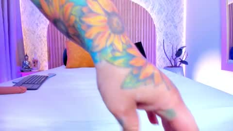 Alanna  online show from February 4, 7:40 am