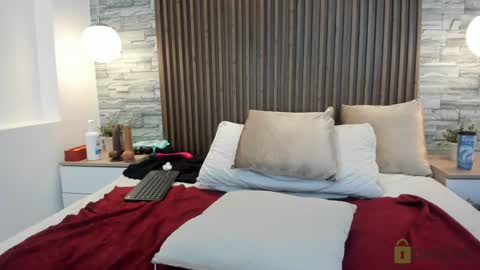 alannavidal online show from January 26, 9:19 am