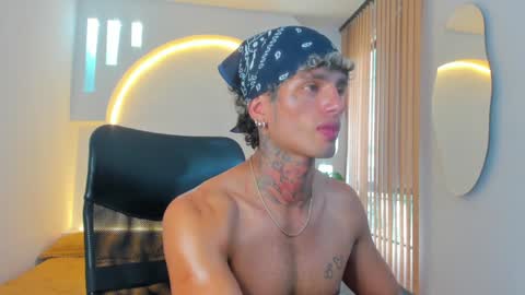 Snapshot of alanrodgers2_0 chatting on December 11, 3:37 pm alan online show from December 11, 3:37 pm