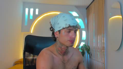 Snapshot of alanrodgers2_0 chatting on January 6, 12:46 pm alan online show from January 6, 12:46 pm
