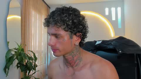 Snapshot of alanrodgers2_0 chatting on January 31, 4:06 pm alan online show from January 31, 4:06 pm