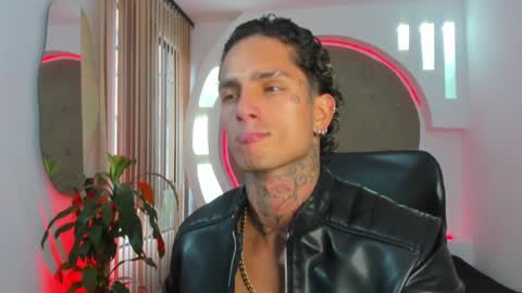 Snapshot of alanrodgers2_0 chatting on February 7, 12:39 pm alan online show from February 7, 12:39 pm