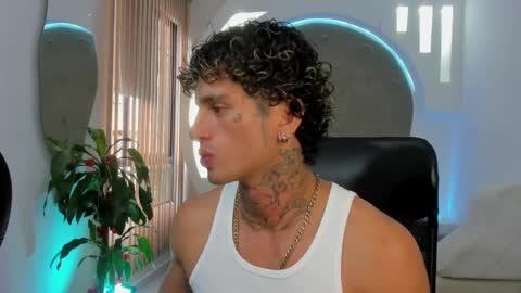 Snapshot of alanrodgers2_0 chatting on February 23, 1:53 pm alan online show from February 23, 1:53 pm