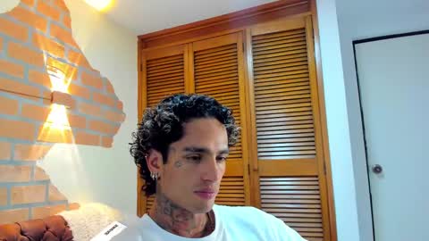 Snapshot of alanrodgers2_0 chatting on March 11, 7:04 am alan online show from March 11, 7:04 am