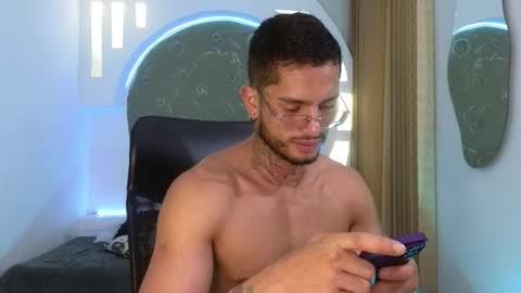 alan online show from February 2, 11:20 am