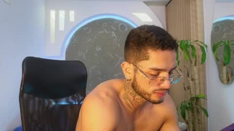 alan online show from March 13, 1:51 pm