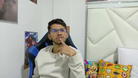 Snapshot of alanvilla_lobo chatting on October 8, 12:58 pm alanvilla_lobo online show from October 8, 12:58 pm
