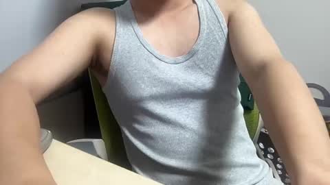 alanwu12 online show from December 2, 5:15 pm