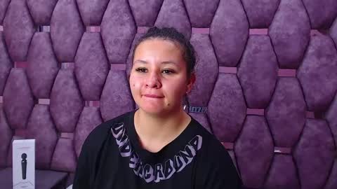 AlaSmith  online show from February 22, 5:44 am