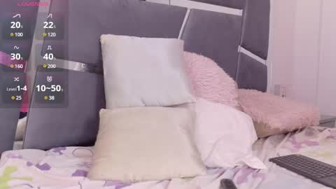 Snapshot of alba_grey chatting on January 16, 1:06 am alba online show from January 16, 1:06 am