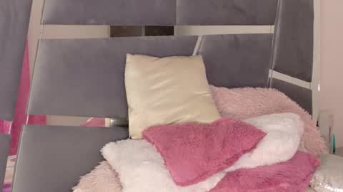 Snapshot of alba_grey chatting on January 28, 12:36 am alba online show from January 28, 12:36 am