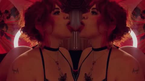 albaandthayron online show from November 3, 12:06 pm