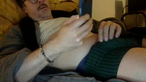 Snapshot of albandant chatting on February 24, 8:06 am albandant online show from February 24, 8:06 am