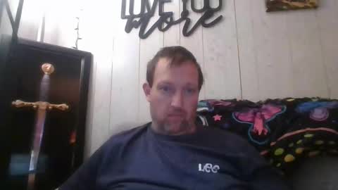 Snapshot of alberik2316 chatting on January 19, 2:36 am Alberik online show from January 19, 2:36 am